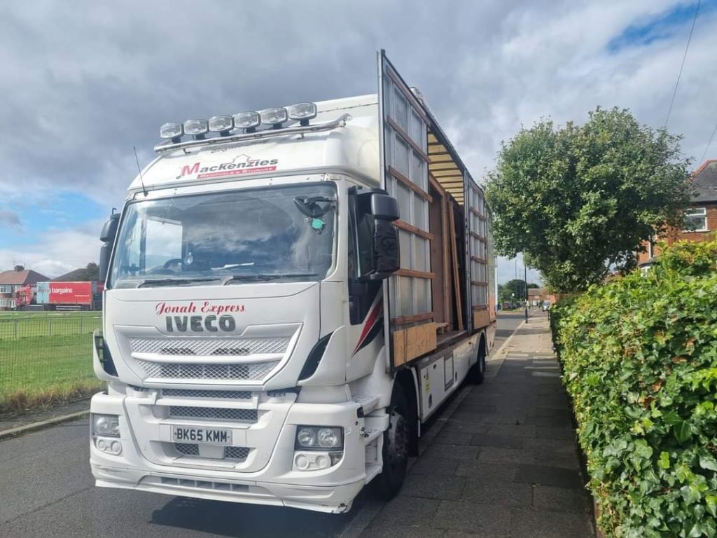 Swift Move & Mackenzies: Seamless London to Belfast Moves Mackenzies Removal and Storage